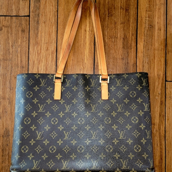 Louis Vuitton Handbags - Louis Vuitton Luco Large Monogram Shoulder Bag